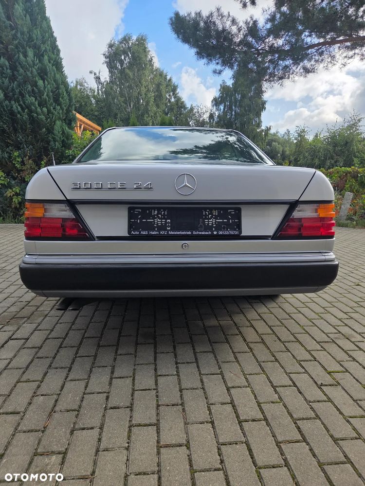 Mercedes-Benz W124 (1984-1993) - 8