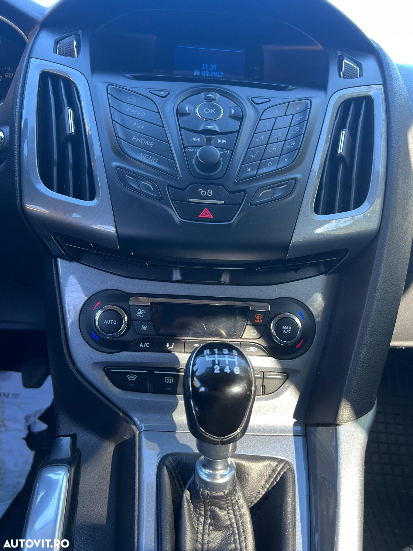 Ford Focus 1.6 TDCI DPF Titanium - 11