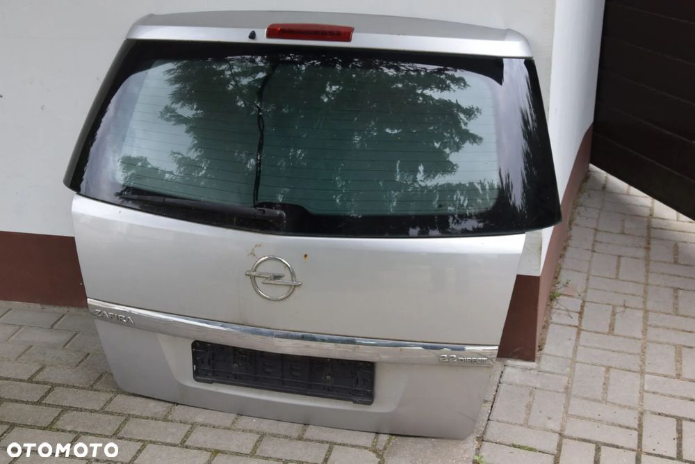Opel Zafira B 05-14 Klapa bagażnika srebrna kompletna Z157 - 1