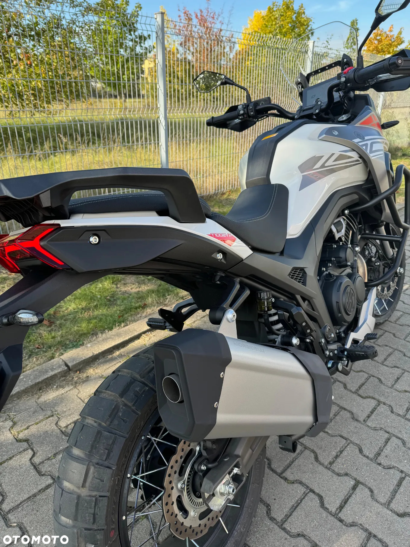 QJMOTOR SRT 800S - 13
