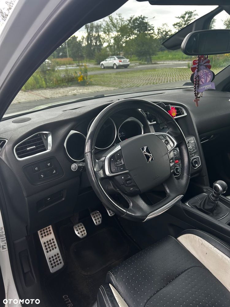 Citroën DS4 1.6 THP SportChic - 13