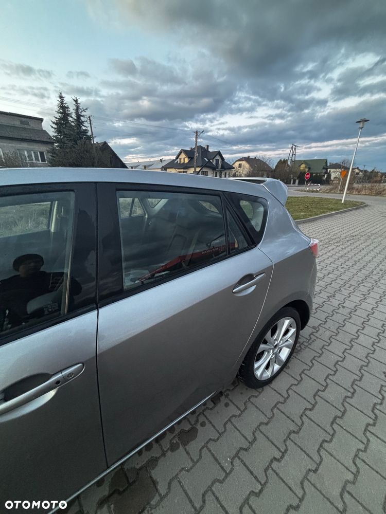 Mazda 3 2.2 MZR-CD DPF Sports-Line - 9