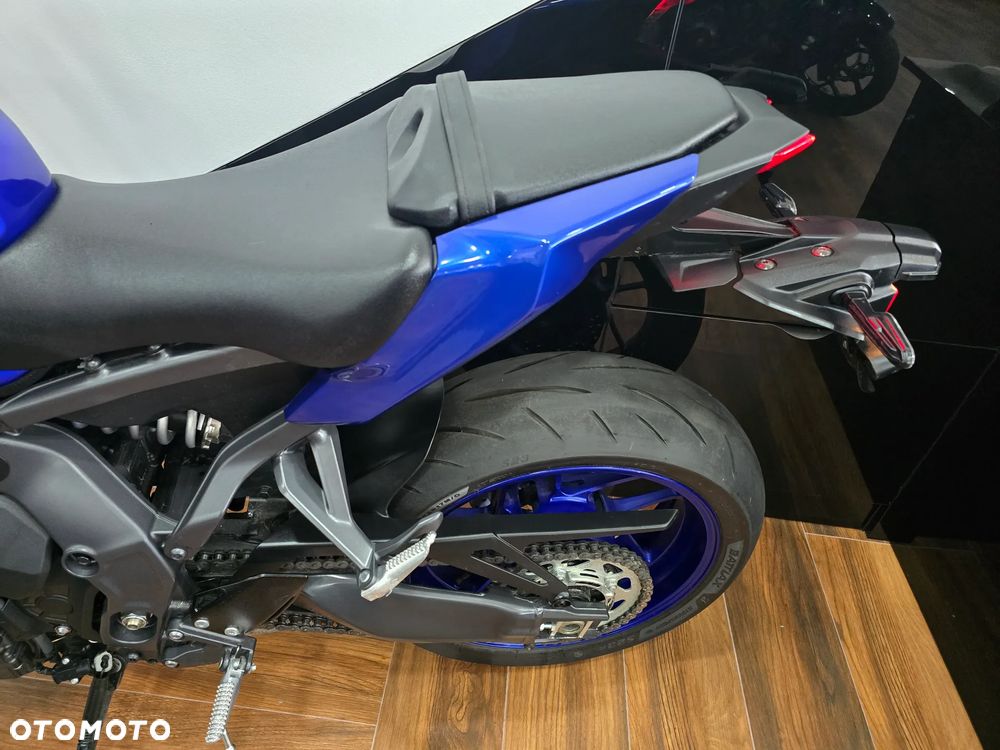 Yamaha MT - 8