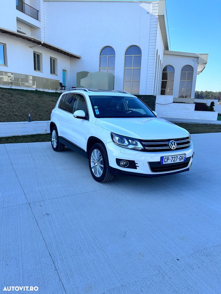 Volkswagen Tiguan 2.0 TDI DPF 4Motion BlueMotion Technology DSG Sport & Style - 2
