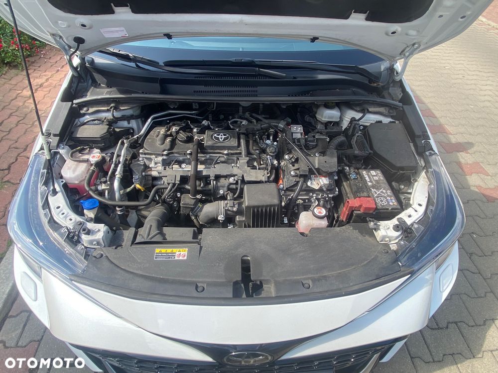 Toyota Corolla 1.8 Hybrid GR Sport - 8