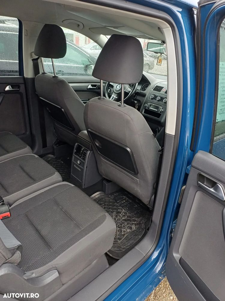 Volkswagen Touran 2.0TDI Highline - 4