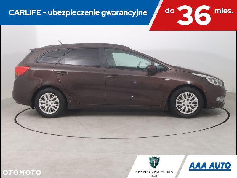 Kia Ceed - 7