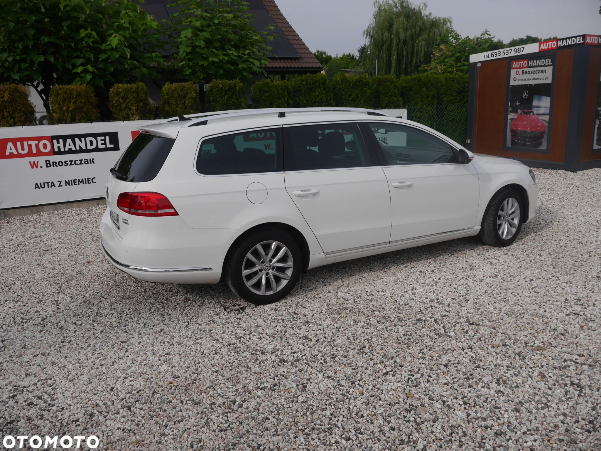Volkswagen Passat Variant 2.0 TDI BlueMotion Technology Highline - 14
