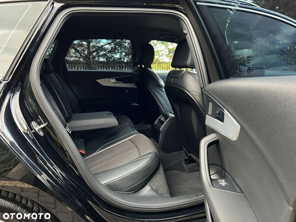 Audi A4 Avant 2.0 TDI Sport S tronic - 24