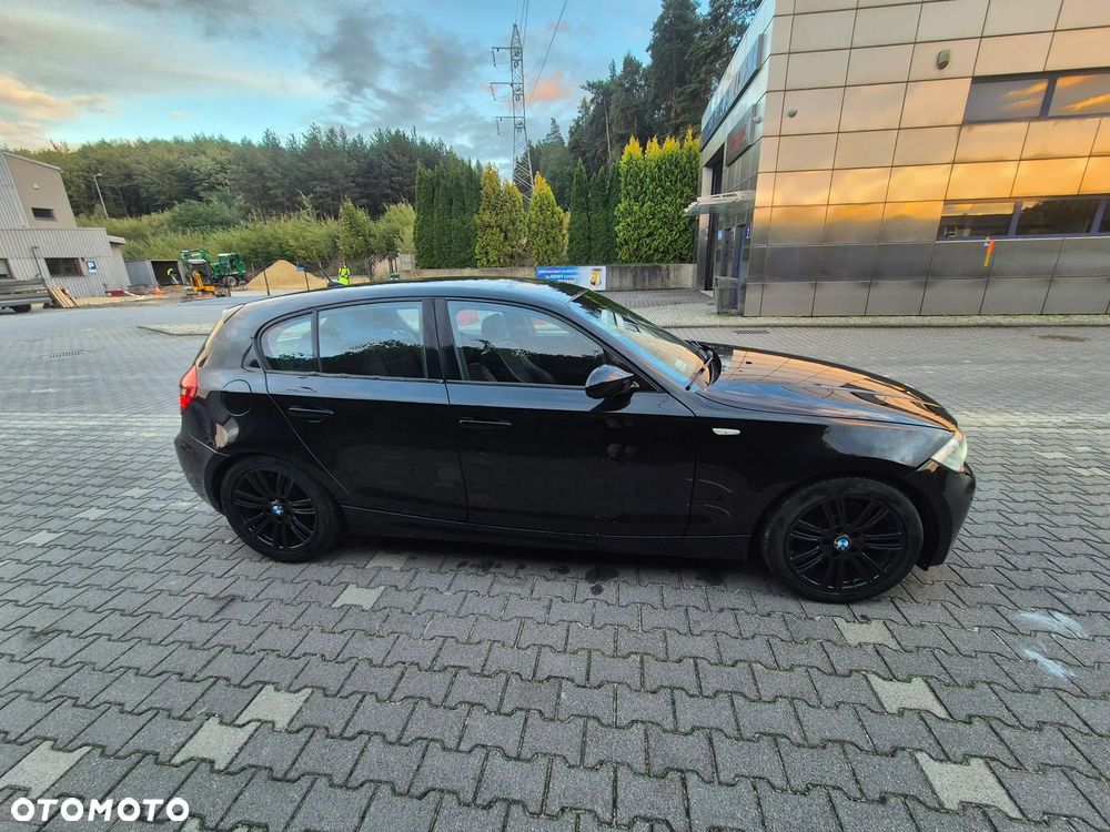 BMW Seria 1 123d DPF Edition Sport - 11