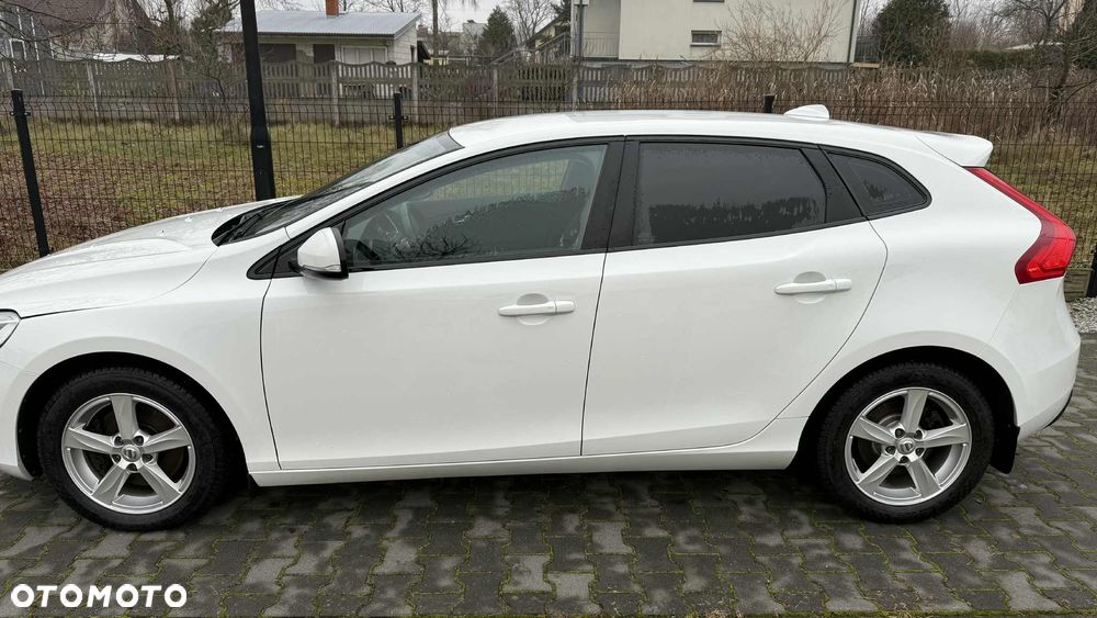 Volvo V40 D3 Drive-E Summum - 4
