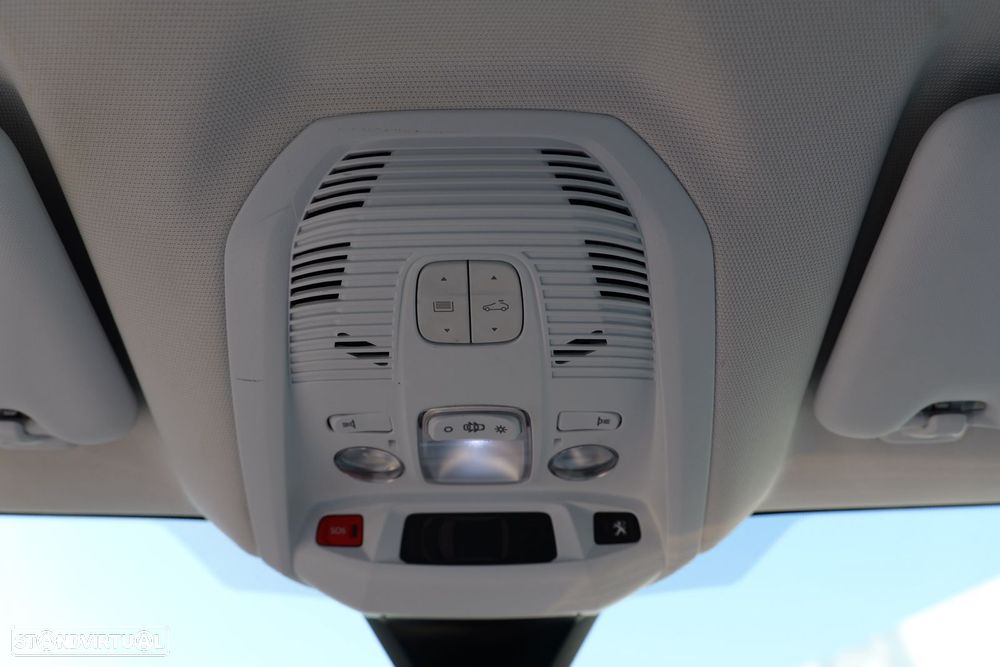 Peugeot 3008 BlueHDi 130 Stop & Start EAT8 Allure - 24