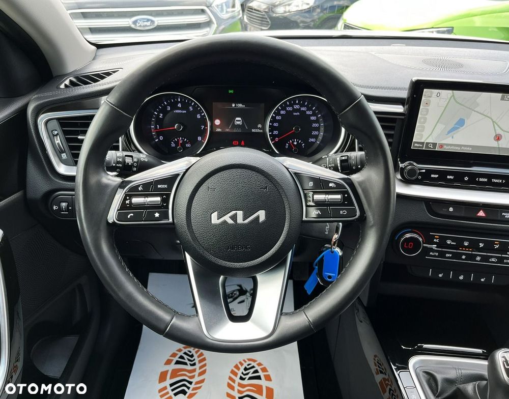 Kia XCeed 1.5 T-GDI M - 12