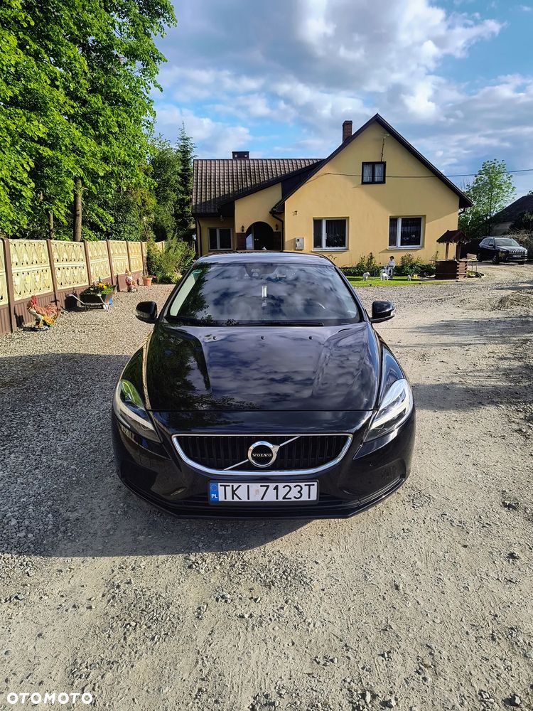 Volvo V40 D2 - 1