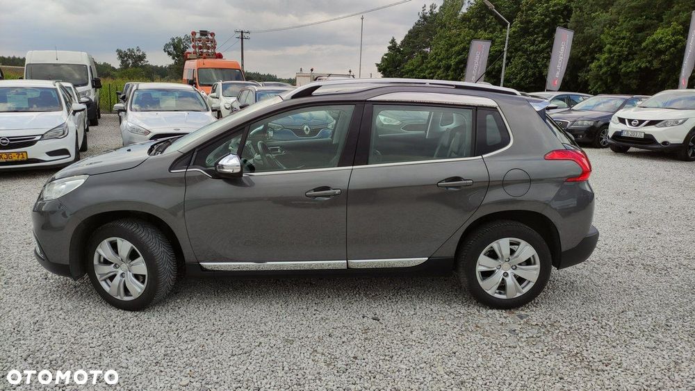 Peugeot 2008 - 11