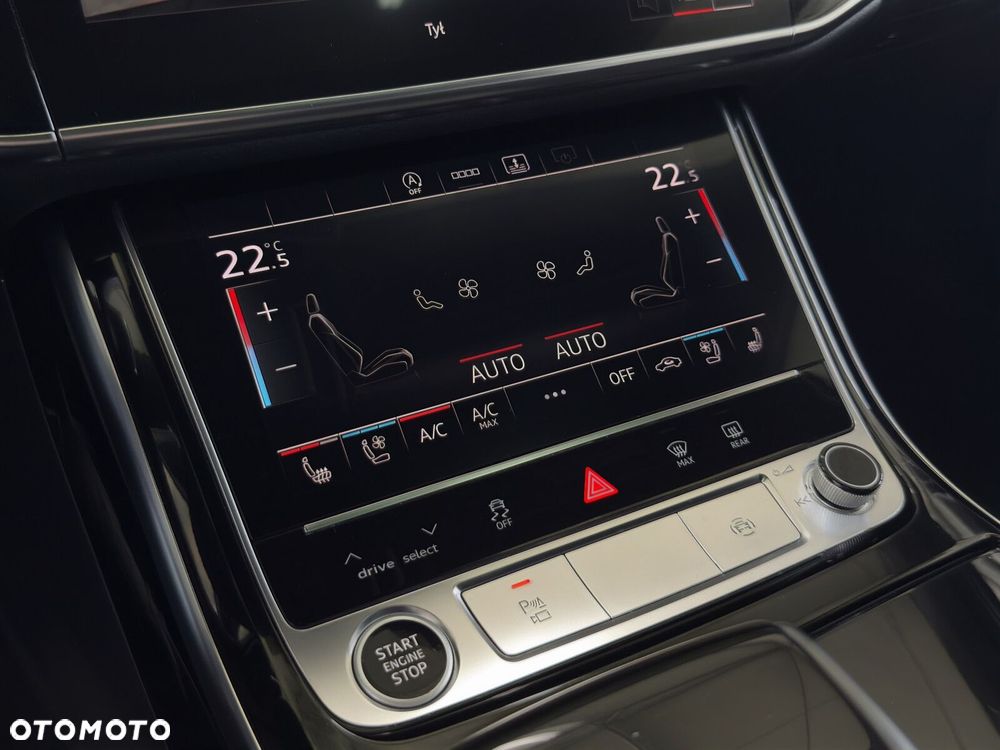 Audi A8 - 24