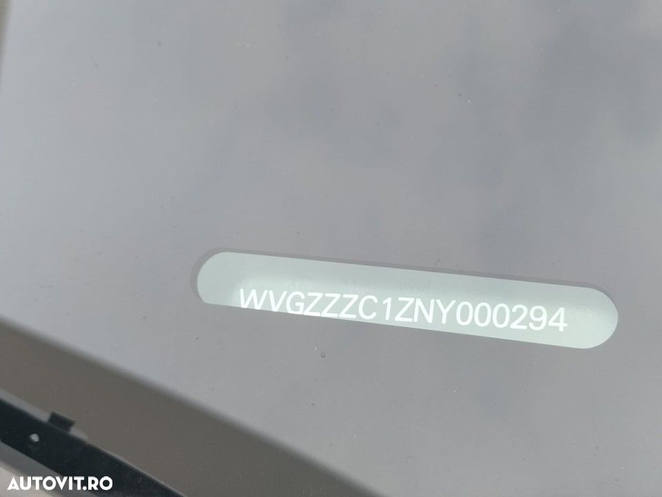 Volkswagen T-Cross - 13