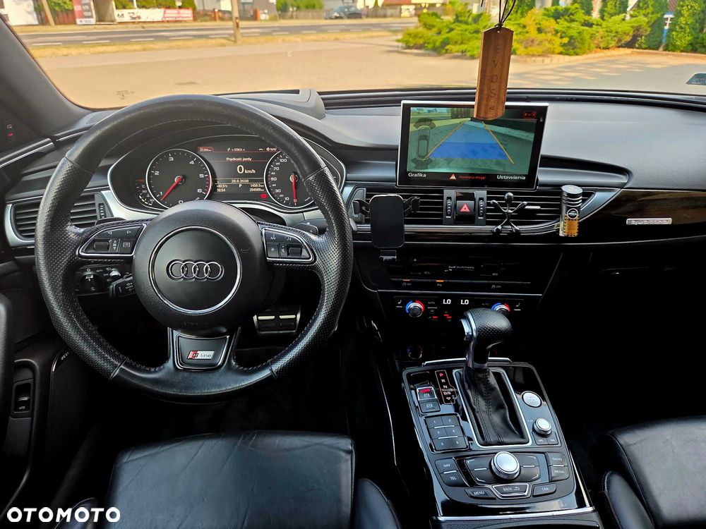Audi A6 Avant - 14