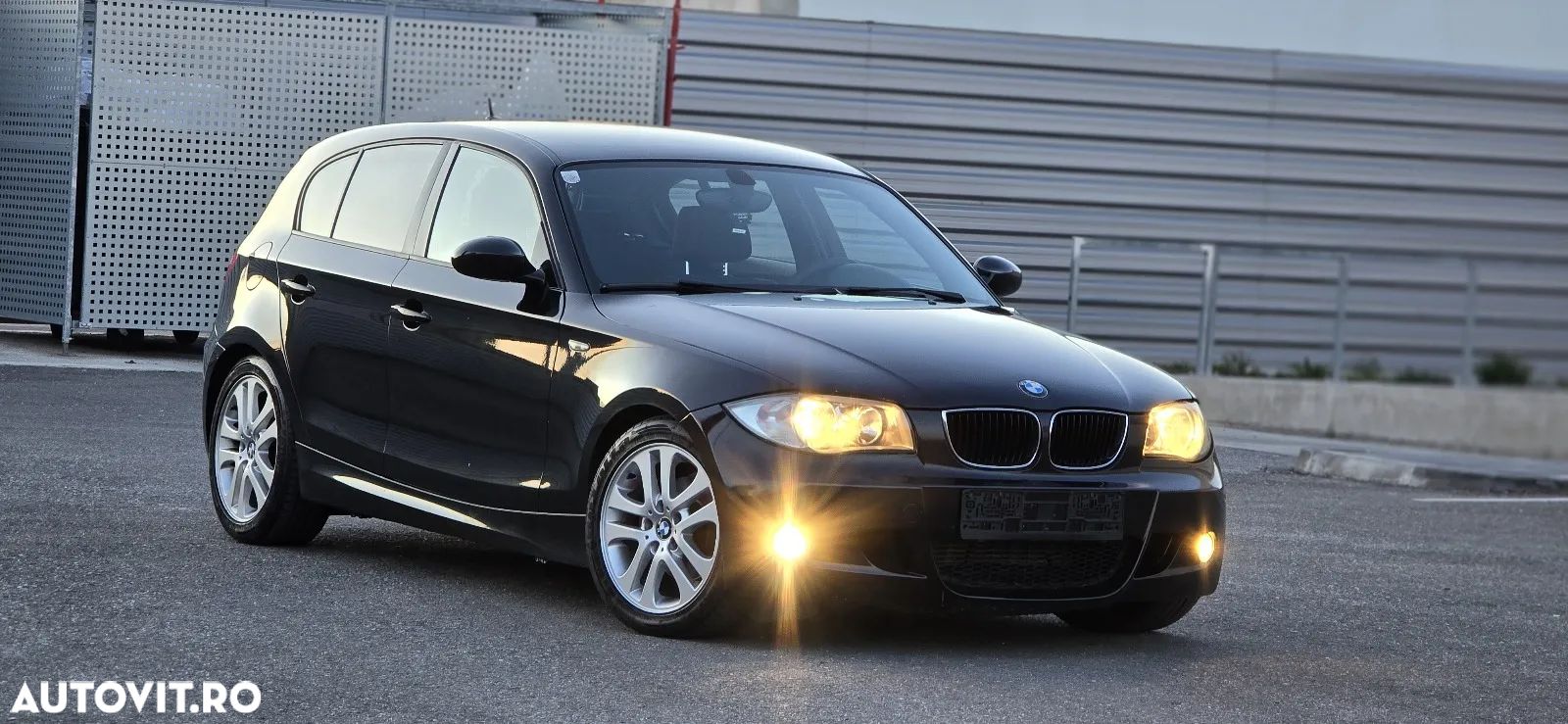 BMW Seria 1 118d Sport Line - 1