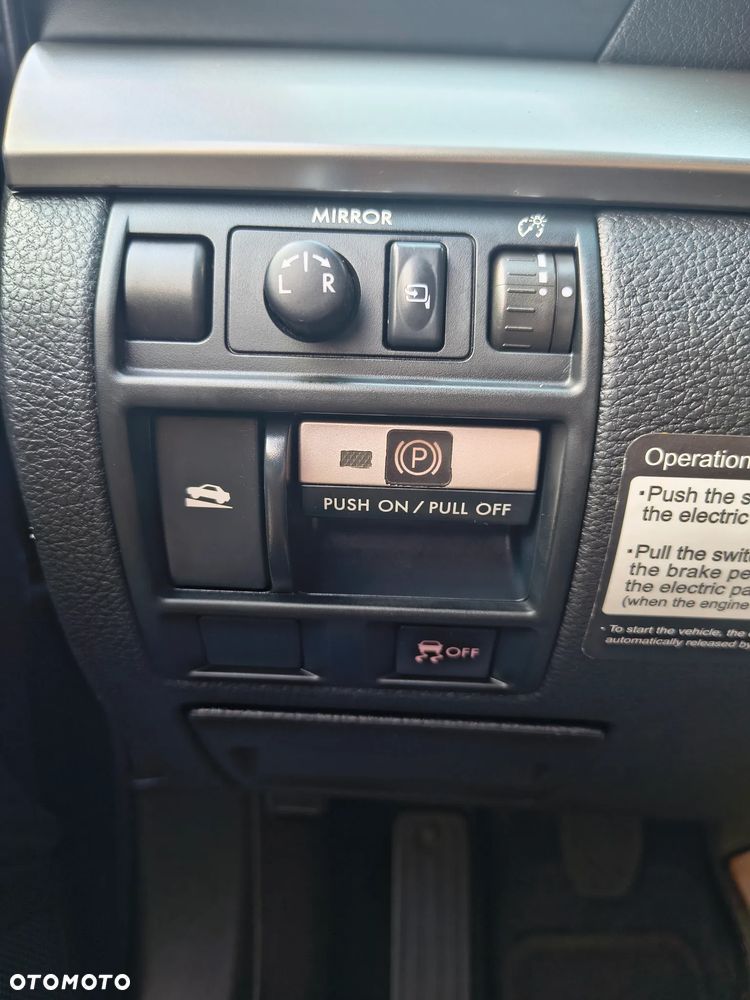 Subaru Legacy - 10