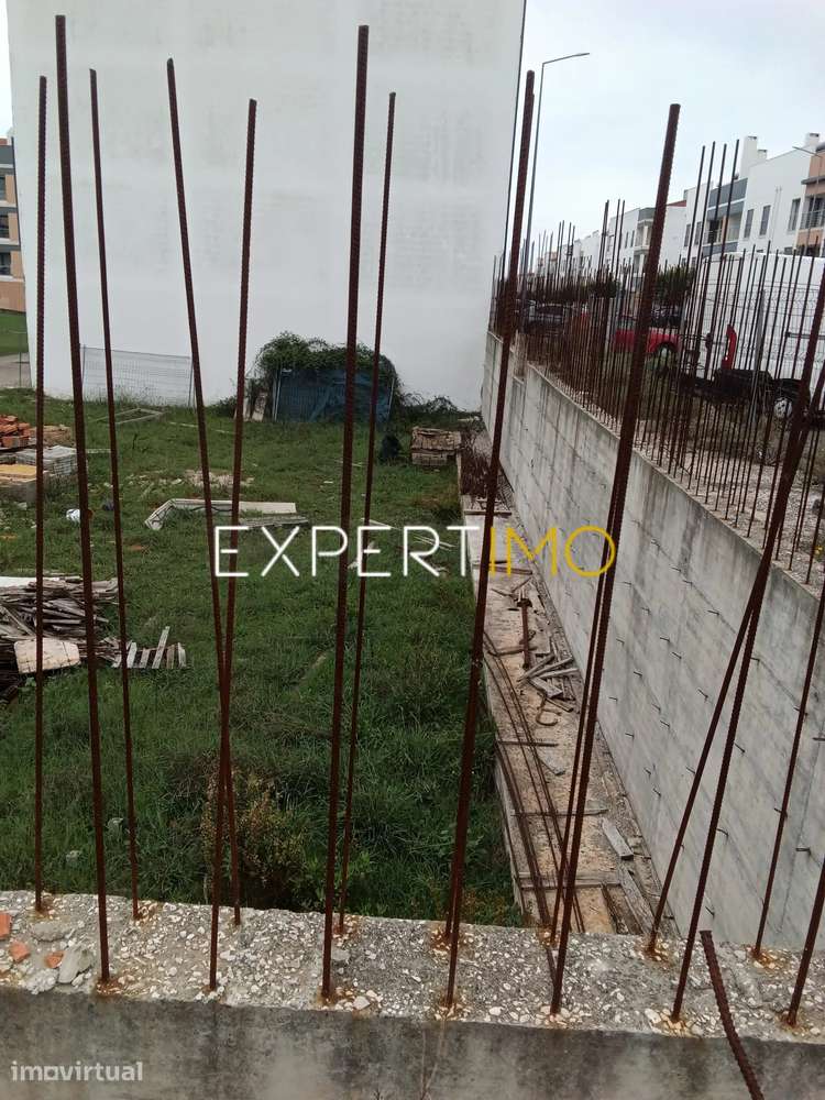 Terreno para construção de edifício para apartamentos - Grande imagem: 4/6