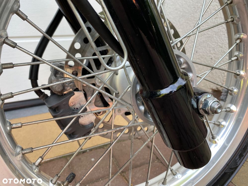 Suzuki DR - 37