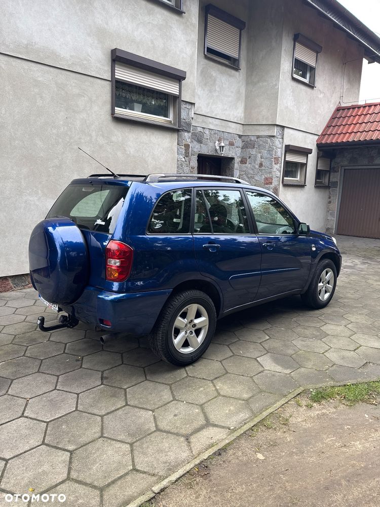 Toyota RAV4 2.0 D-4D 4x4 - 6
