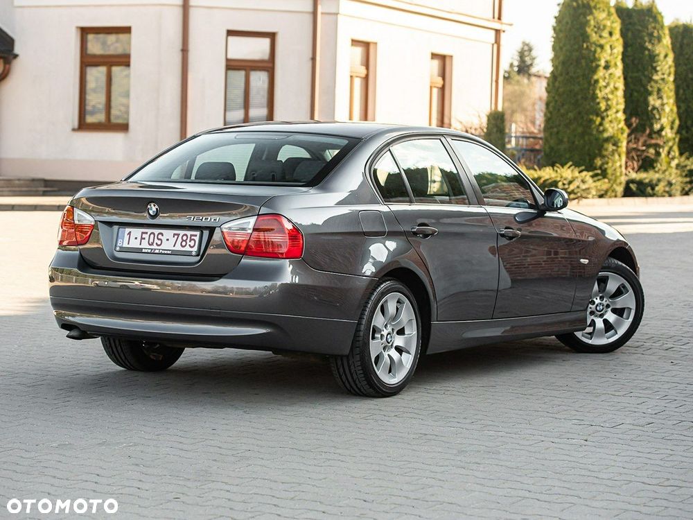 BMW Seria 3 320d - 16