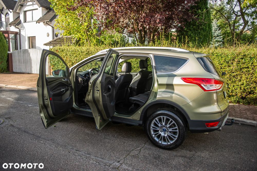 Ford Kuga 2.0 TDCi 4x4 Titanium - 10