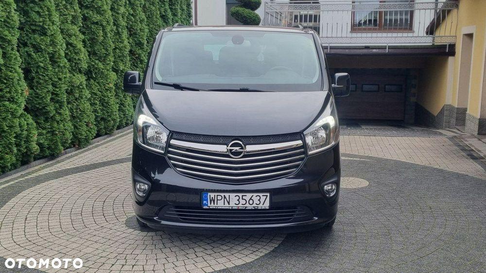 Opel Vivaro - 10