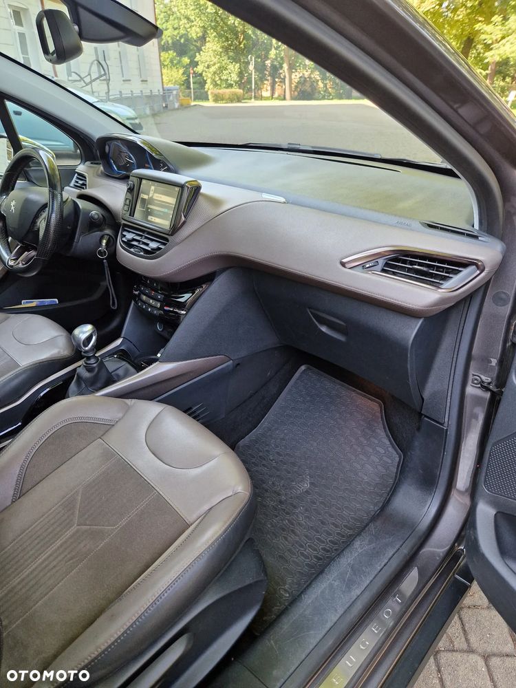 Peugeot 2008 e-HDi FAP 115 STOP & START Allure - 20