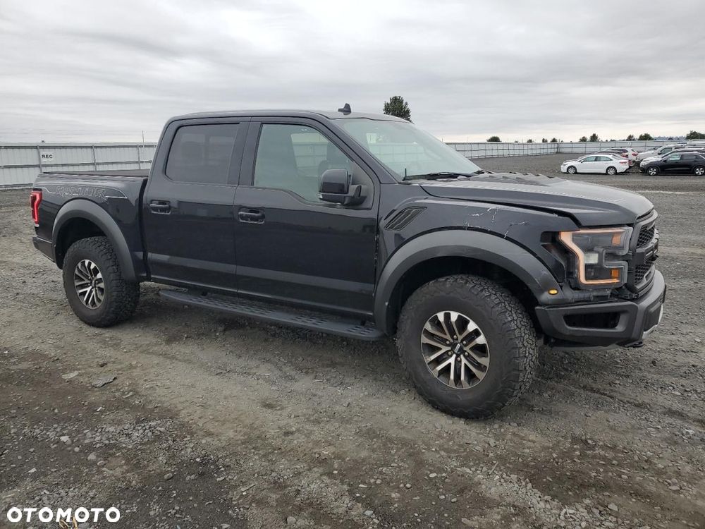 Ford F150 - 4