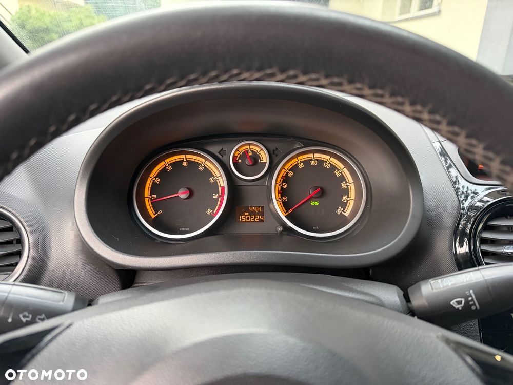 Opel Corsa 1.2 16V Cosmo - 17