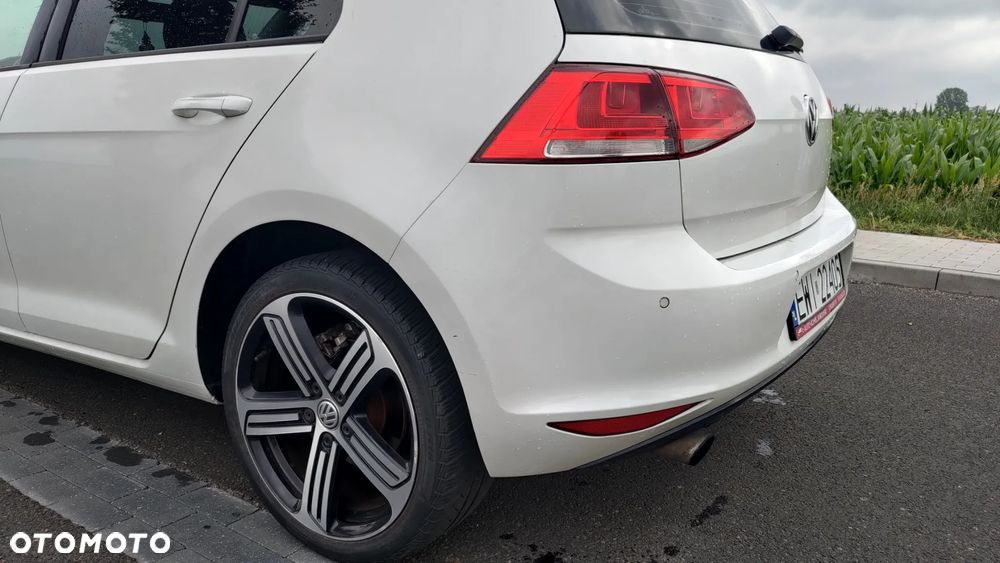 Volkswagen Golf 1.6 TDI BlueMotion Technology Cup - 11