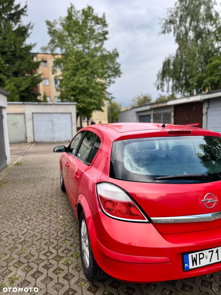 Opel Astra - 4