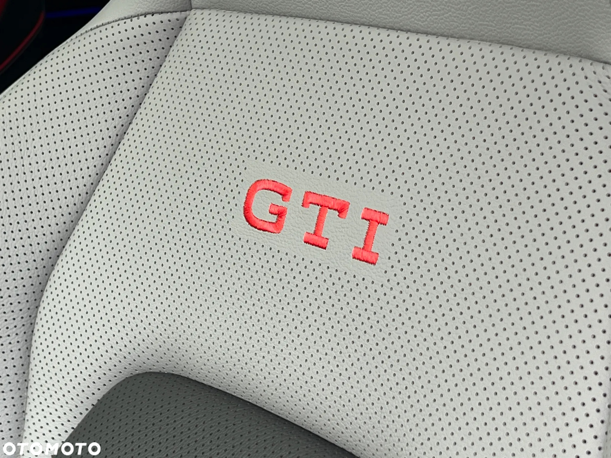 Volkswagen Golf 2.0 TSI OPF GTI - 23