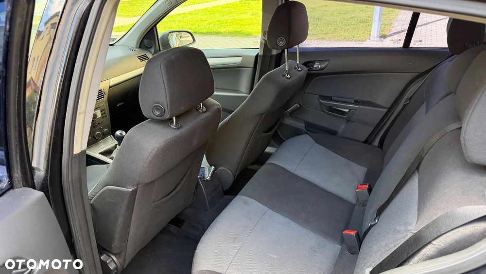 Opel Astra 1.6 Elegance - 11