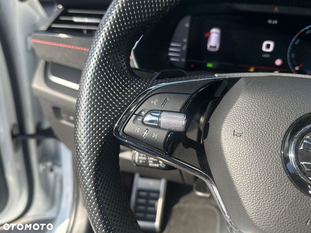 Skoda Octavia 2.0 TDI 4x4 RS DSG - 29