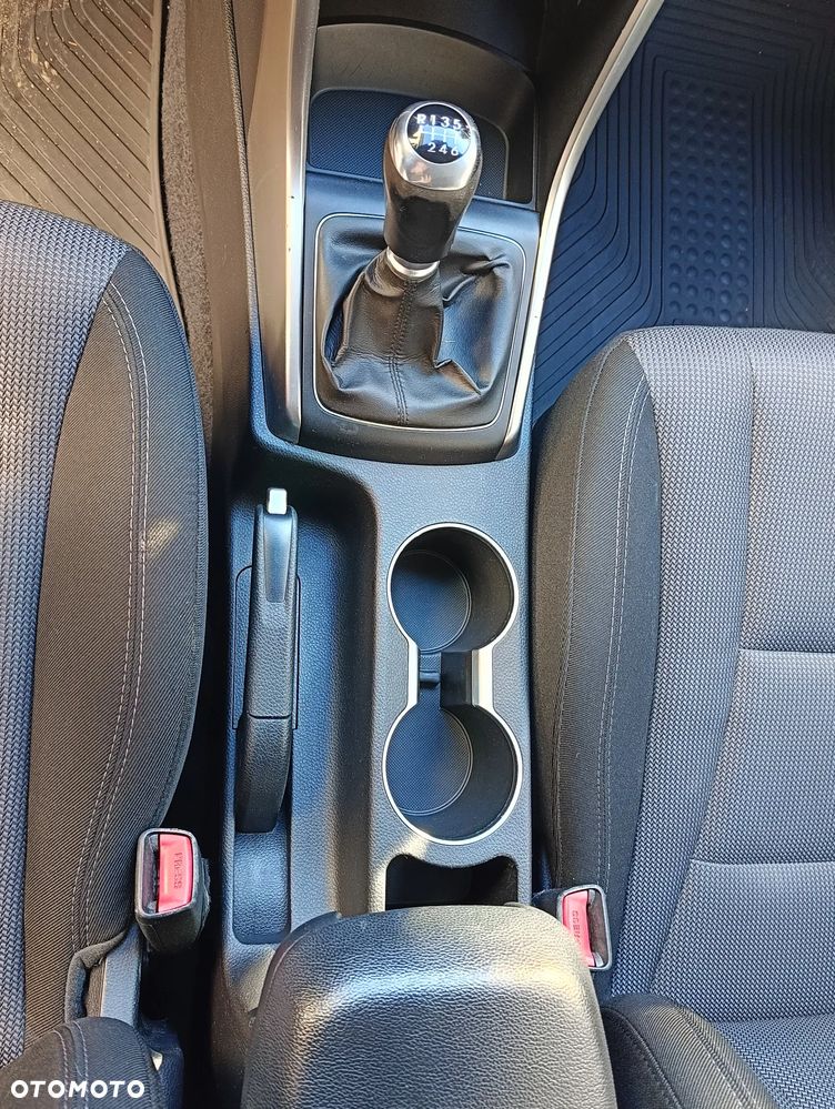 Hyundai i30 blue Kombi 1.6 GDi Style - 20