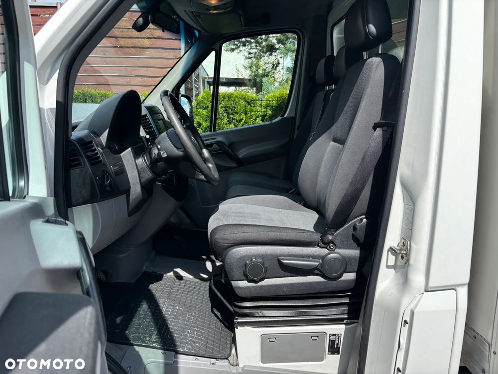 Volkswagen Crafter**Kontener**Winda**Klimatyzacja**Sprowadzony - 13