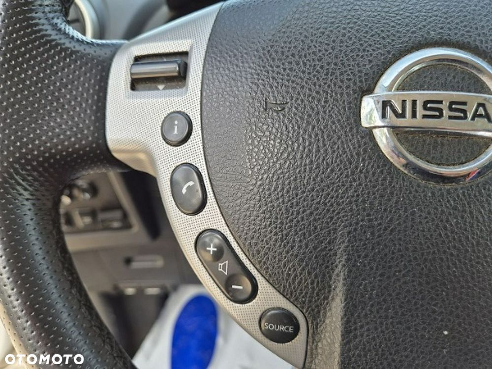 Nissan Qashqai - 17