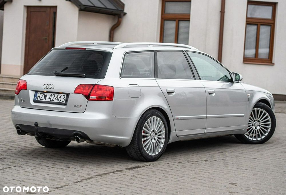 Audi A4 Avant 2.0T FSI Quattro - 16