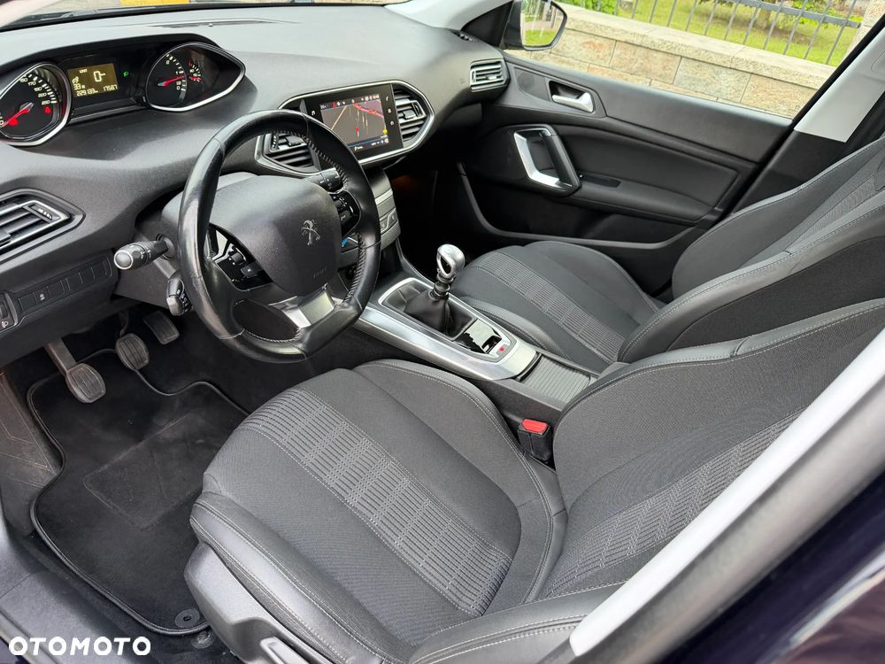 Peugeot 308 BlueHDi FAP 130 Stop & Start Allure - 12