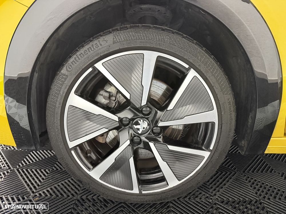 Peugeot e-208 50 kWh GT - 6