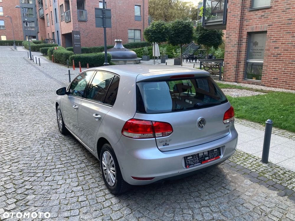 Volkswagen Golf 1.6 TDI DPF Trendline - 4