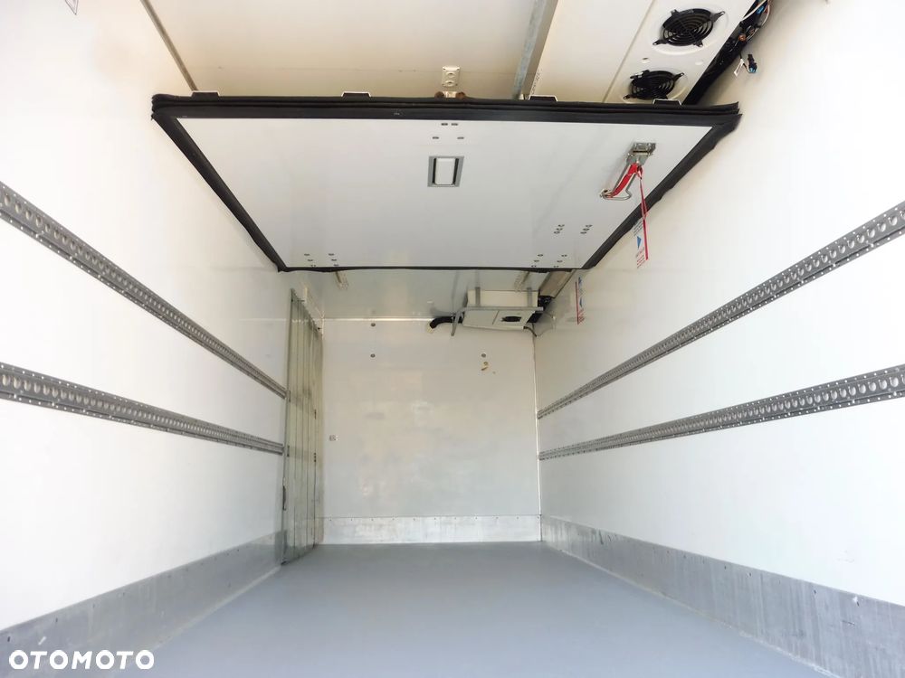 Iveco Daily 72C18 Chłodnia 11 Palet - 11