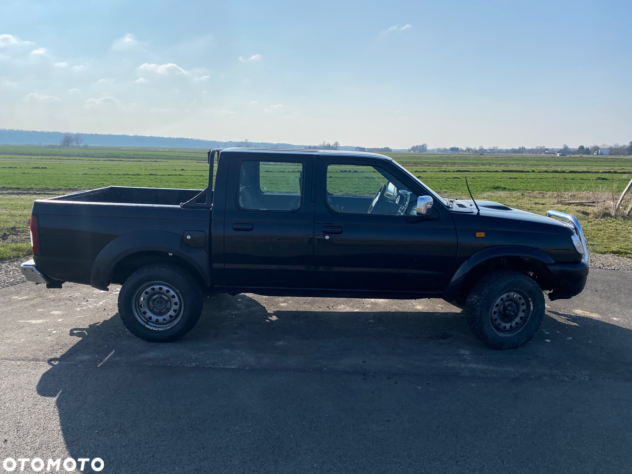 Nissan Navara - 2