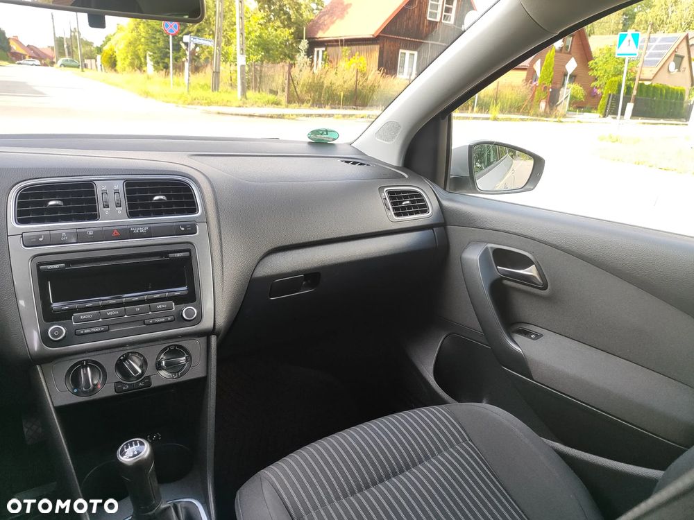 Volkswagen Polo - 35