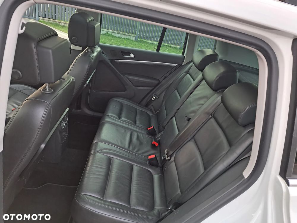 Volkswagen Tiguan 2.0 TDI SCR 4MOTION BlueMotion Technology DSG Sport & Style - 15