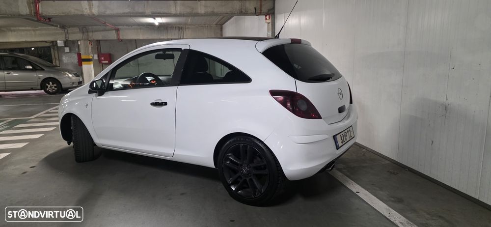 Opel Corsa 1.2 Black Edition - 3